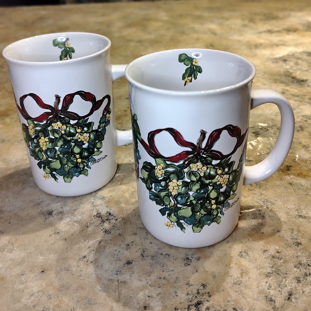 Vintage 1992 Potpourri Press Holiday Mugs with Mistletoe Design